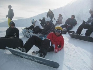 Club de snowboard en el valle 